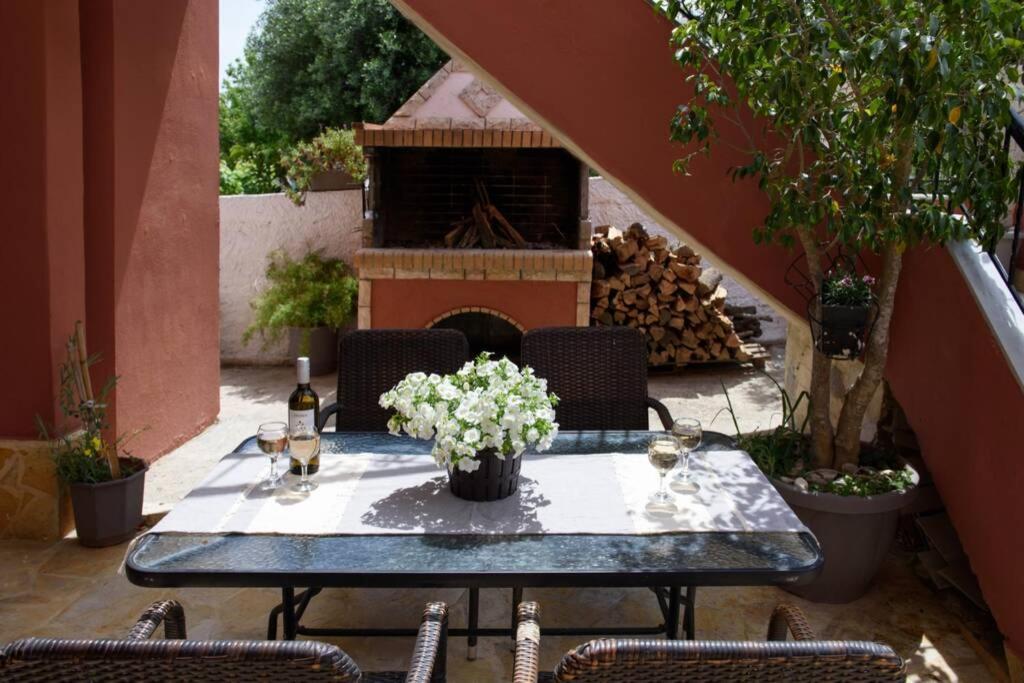Seaview Cottage - Calmare Petrití Extérieur photo